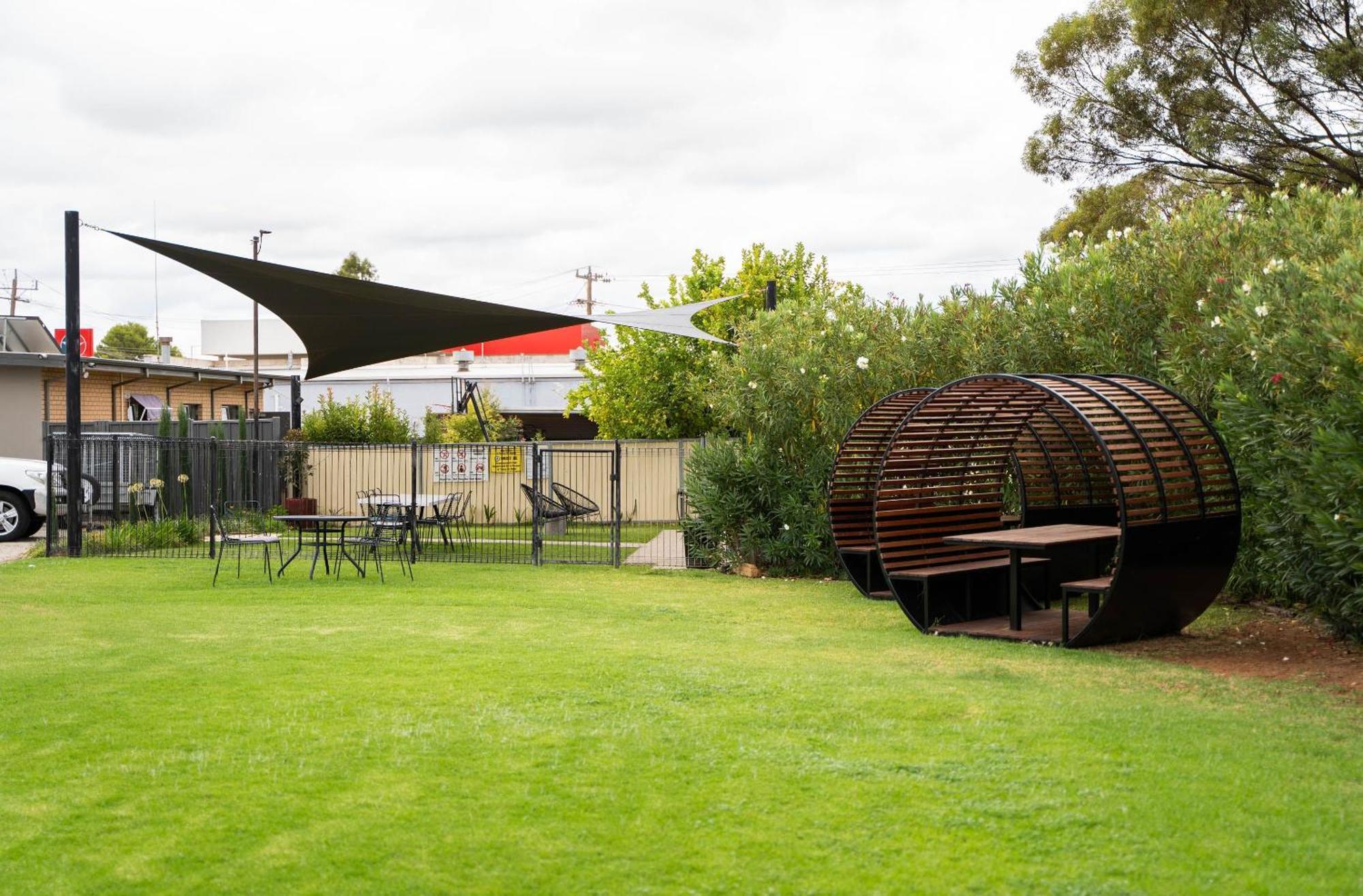 Robinvale Bridge Motel Exteriör bild